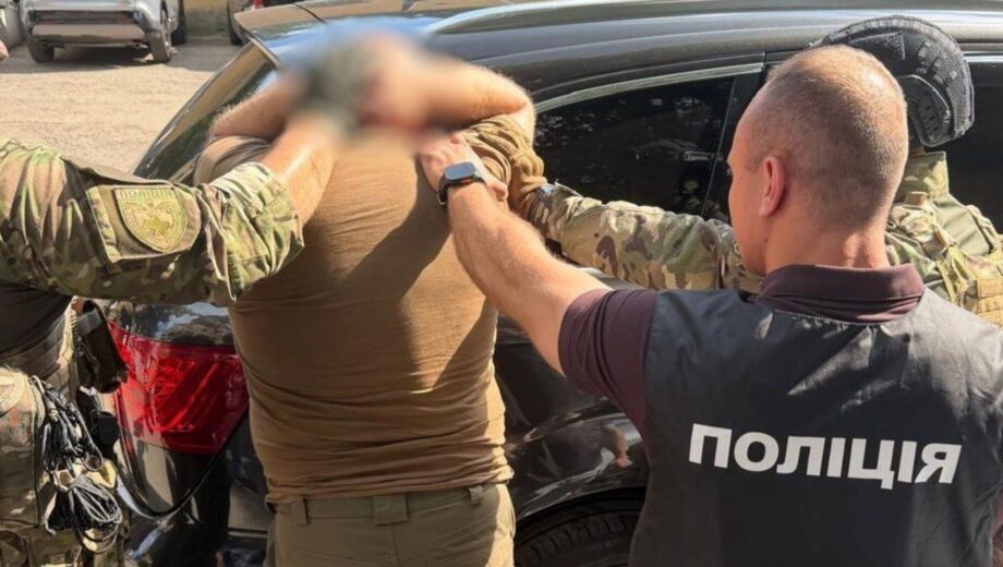В Одесской области задержали чиновника воинской части за схему »решения вопросов» из ТЦК за деньги