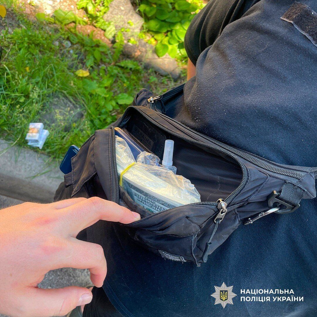  Поліція викрила схему ''відмазування'' від армії через фейковий комітет