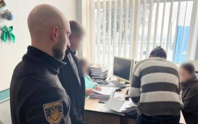 У Хмельницькій області викрили розтрату коштів ЄС на закупівлі тренажерів для коледжу