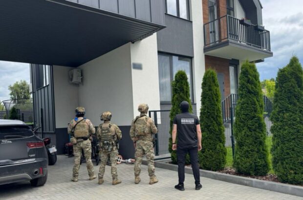По делу о покушении на работника ГУР разоблачили посредника российских спецслужб