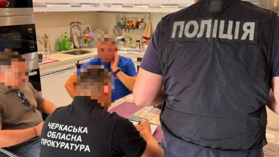 Схема с грантом на комбикорм: эксминистру и подельникам объявили подозрение