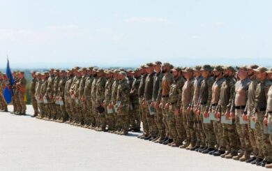 Еще 100 патрульных полицейских завершили курс интенсивной боевой подготовки