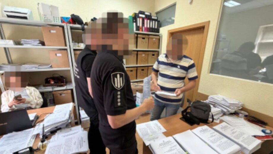 Командира воинской части будут судить за незаконные боевые выплаты более чем на 1 млн гривен — ДБР (видео)