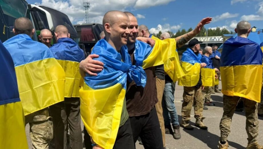 Из плена возвращаются отец и сын: семья украинских защитников отмечает двойной возврат