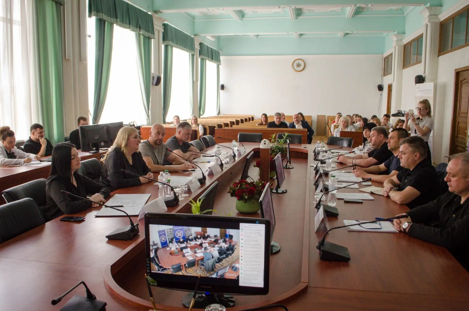 Доповідачі та учасники наради