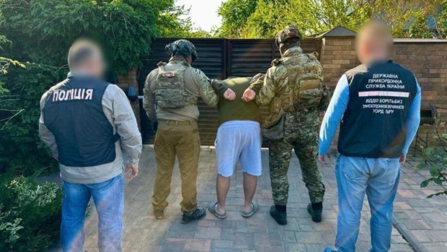 В Одесской области разоблачили схему выезда мужчин за границу через систему »Шлях»: фигурирует руководитель транспортной компании