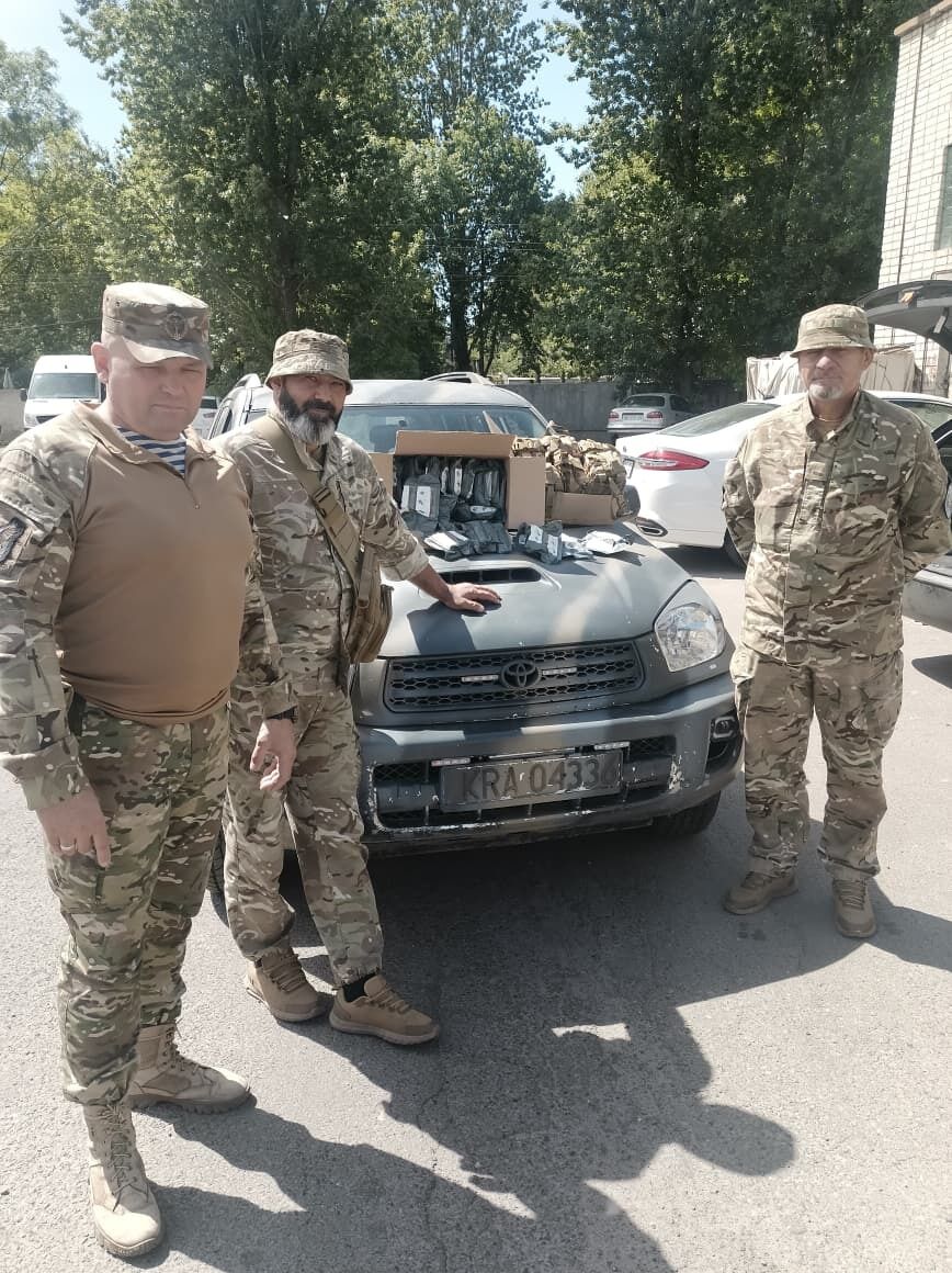 Сергій Давидов на території в/ч Ф4723