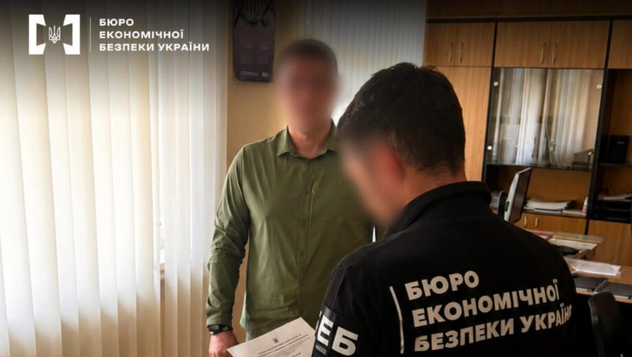 Чиновника горсовета Черновцов подозревают в растрате средств при закупке генераторов
