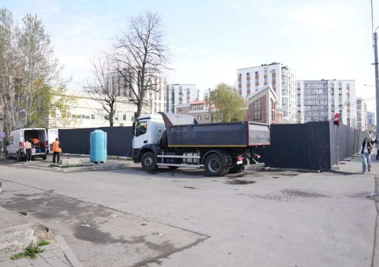 В Івано-Франківську замість автостанції хочуть звести 16-поверхівку: містяни б'ють на сполох
