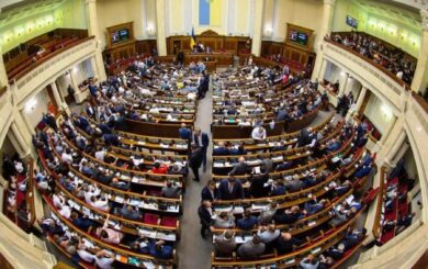 Порошенко, Приходько и Герус возглавили рейтинг самых богатых нардепов по доходам в 2025 году