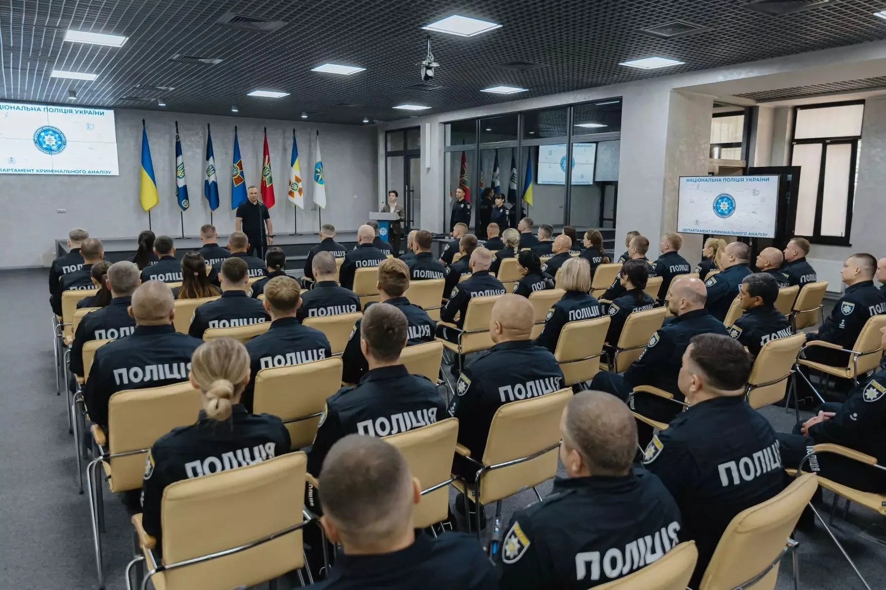 ''Безпека починається з аналізу'': глава МВС Вигівський розповів про роль кримінальних аналітиків у роботі поліції