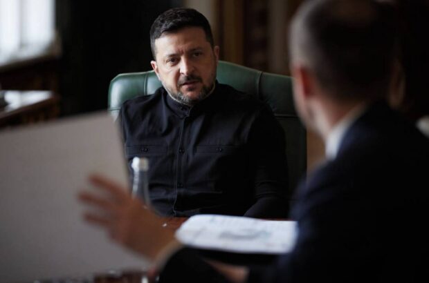 Зеленський анонсував кадрові рішення через відставання громад у підготовці до зими