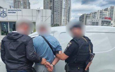 В Киеве мужчина за $7000 обещал »решить» вопрос с бронированием от мобилизации