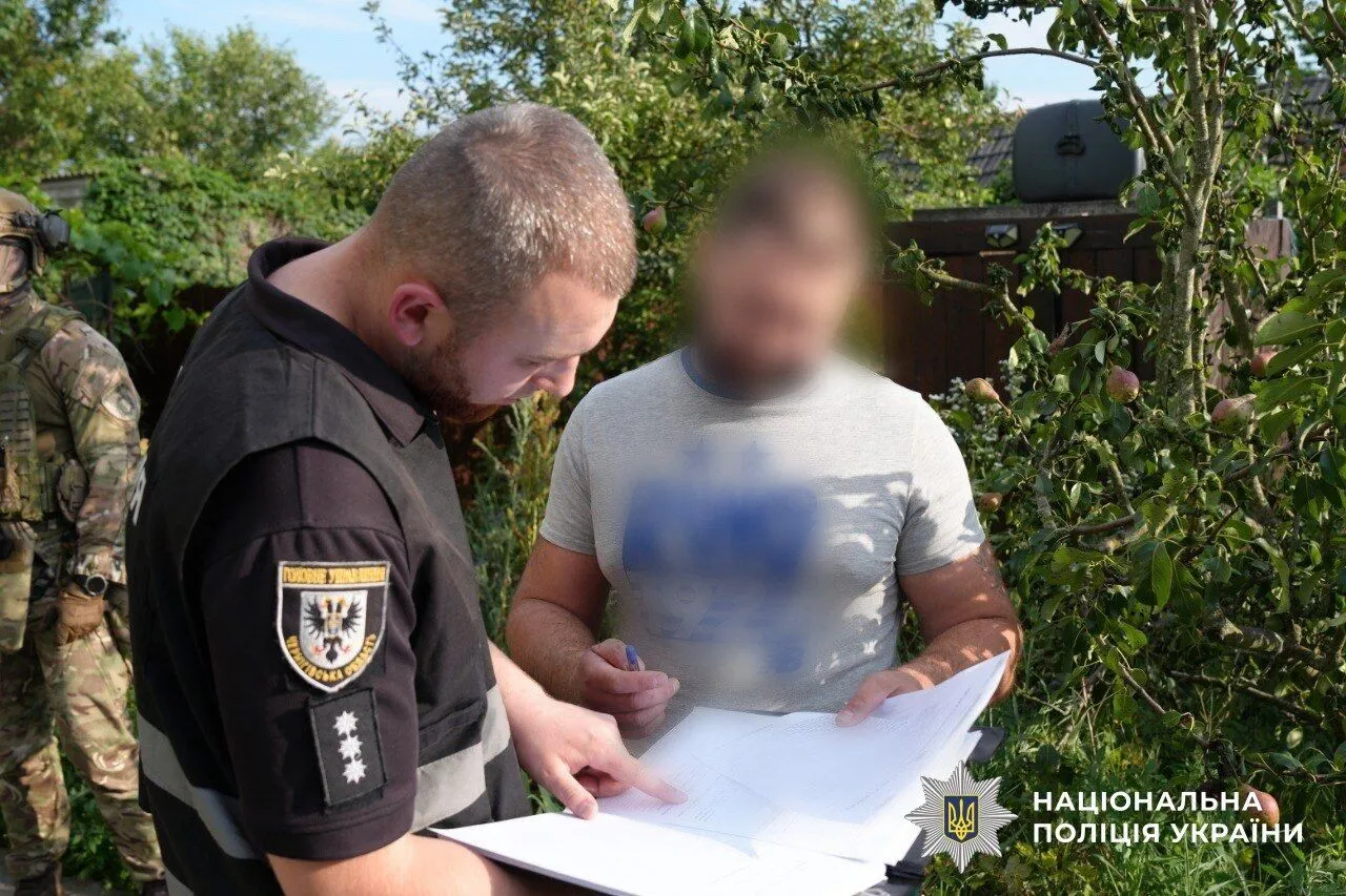 Нацполиция ликвидировала почти 30 тысяч кустов конопли и мака во время спецоперации ''Джентльмены''