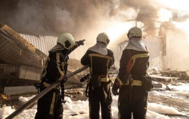 Зеленський відреагував на нічну атаку рф: у Києві двоє загиблих, росія випустила 13 ракет і 151 дрон