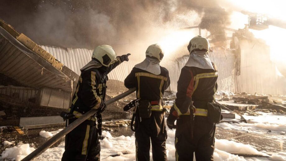 Зеленський відреагував на нічну атаку рф: у Києві двоє загиблих, росія випустила 13 ракет і 151 дрон