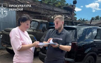 Не служила майже три роки, але отримала 1,3 млн грн: на Запоріжжі повідомили про підозру військовій та підполковнику