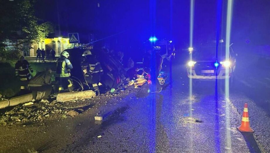 На Львівщині п’яний водій Mercedes влаштував смертельну ДТП: загинули троє підлітків