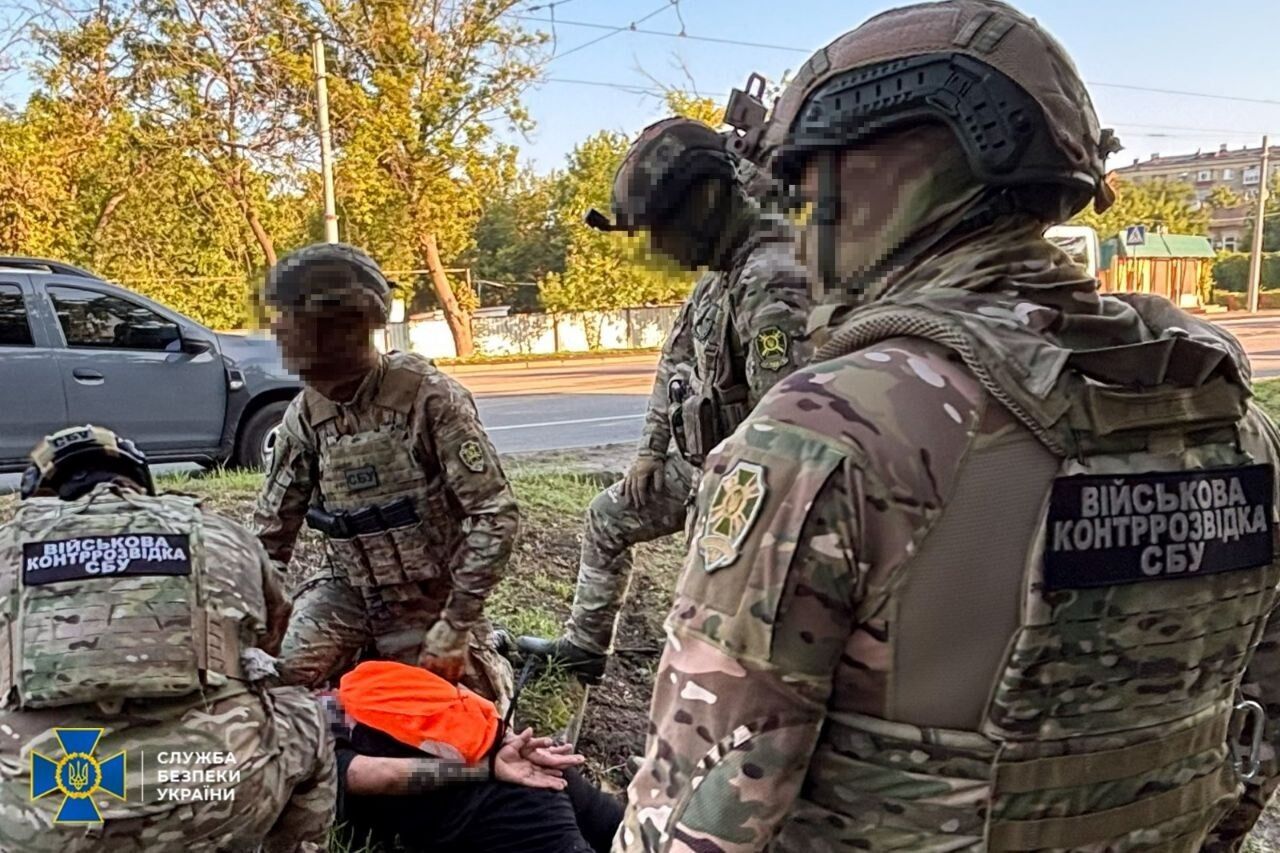 СБУ задержала агентов ФСБ, планировавших убить десятки украинских военных на ''благотворительной'' вечеринке