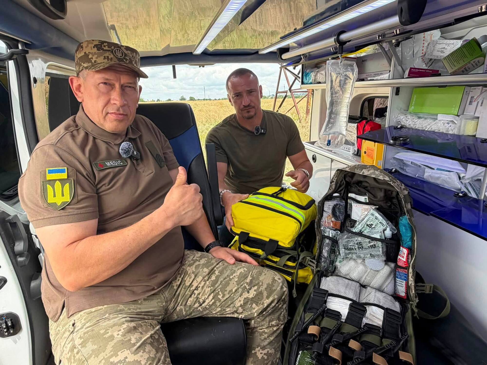 Понад 200 ''швидких'' для фронту: засновник БФ ''Милосердя та здоров’я'' Олександр Яцина отримав медаль ''За працю і звитягу''