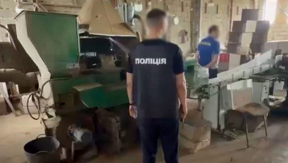 На Львовщине и Харьковщине работали подпольные табачные фабрики: изъято имущества на 60 млн грн