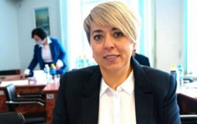 Миллионерша без квартиры: секретарь Броварского горсовета заработала больше мэра