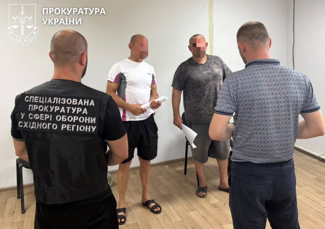 Закупка дров для Нацгвардии с убытком на 2,1 млн грн: задержали начальника тыла и двух предпринимателей