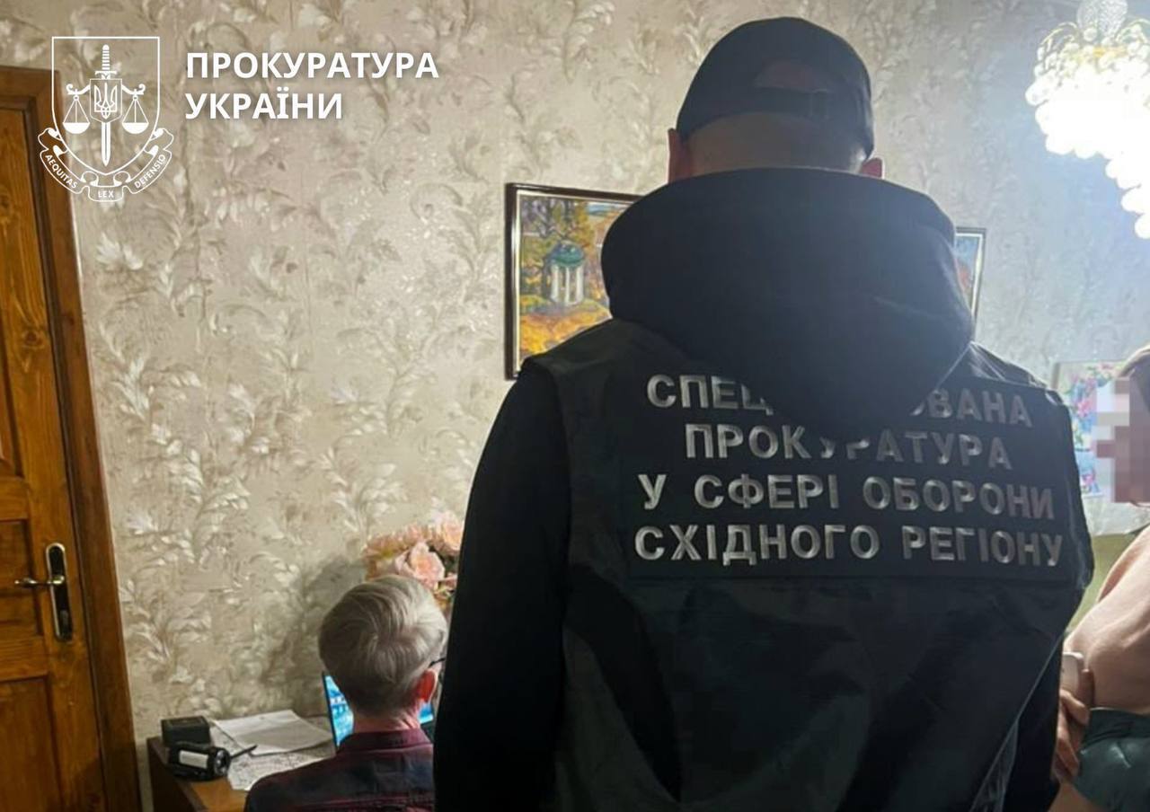 Закупка дров для Нацгвардии с убытком на 2,1 млн грн: задержали начальника тыла и двух предпринимателей