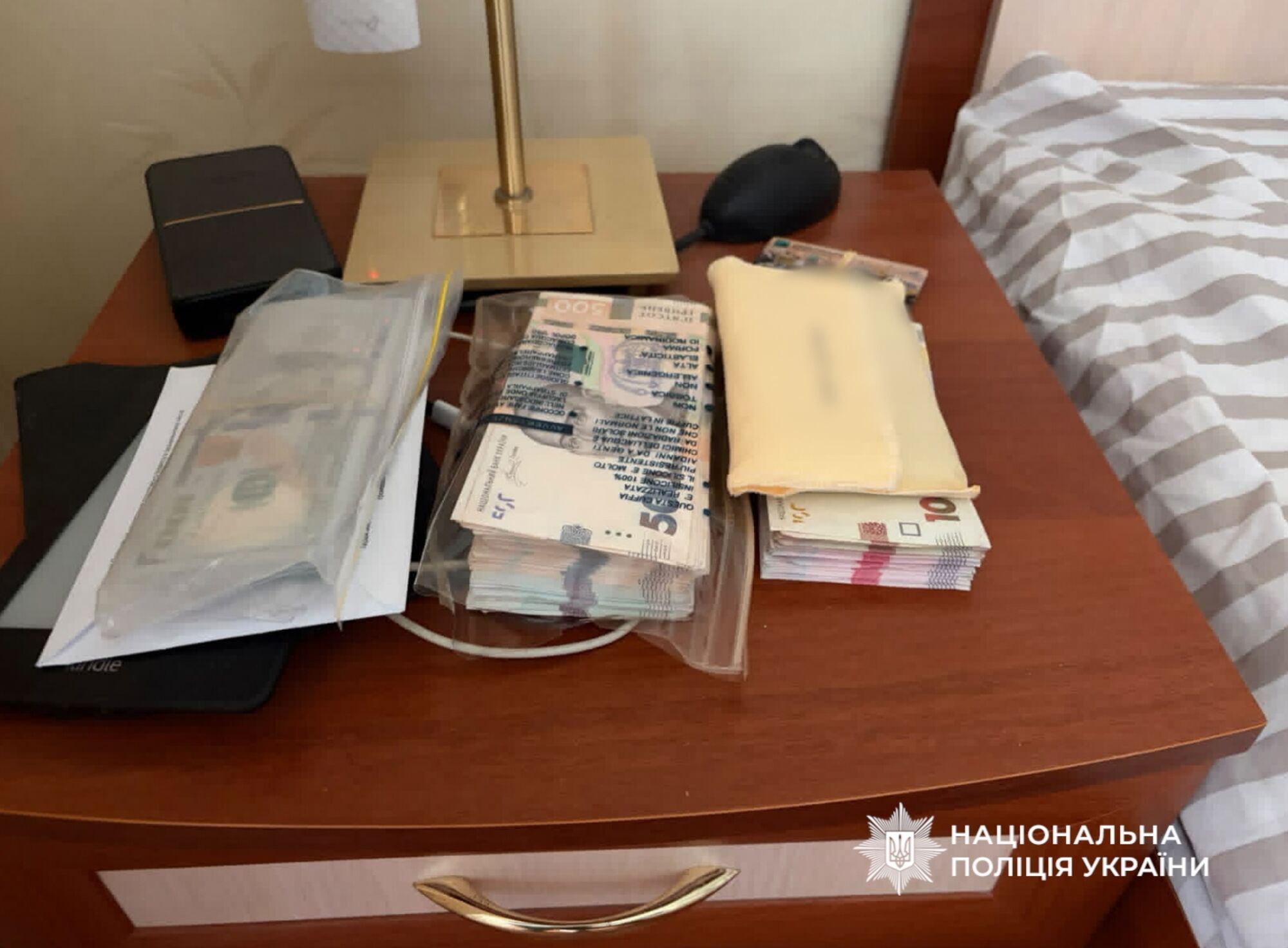 В Кировоградской области ликвидировали схему оформления фиктивных инвалидностей: среди подозреваемых — врачи и депутат