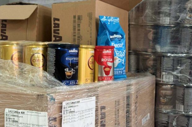 Кофе с криминальным следом: в Киеве таможенники разоблачили партию Lavazza на 12,8 млн грн