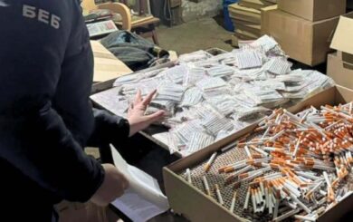 В Одесской области предпринимателя оштрафовали за продажу контрафактного алкоголя и сигарет