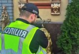 Небезпечна знахідка біля ресторану в Києві: у куртці виявили боєприпаси