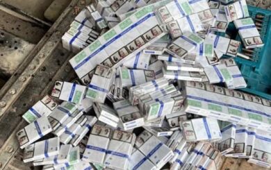 Тайные тайники в DAF и грузовом вагоне: на границе изъяли сигареты