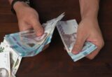 Повернення військового: що буде з виплатами, які отримували його близькі