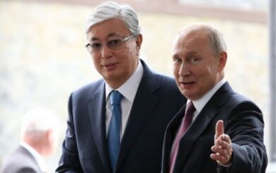 Президент Казахстана призвал Путина остановить войну на Украине и предложил формат переговоров