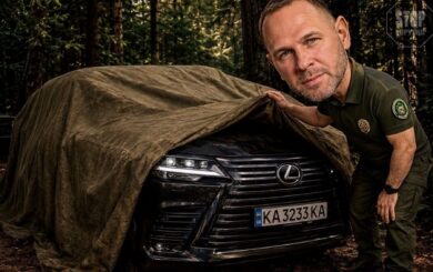 Без житла, але на Lexus за 7 мільйонів: секрети директора Карпатського нацпарку