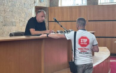 Собрание по ОСМД на Дарнице не состоялось: жители требуют объяснений