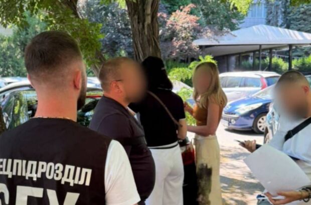 Квартиры, дачи и земля: в Одессе незаконно переоформили имущество на 18 млн грн