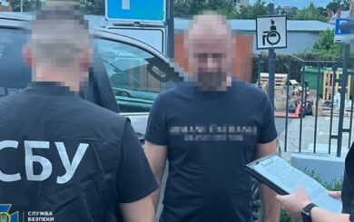 Митники встановили ”тарифи” за безперешкодне оформлення товарів та авто — СБУ