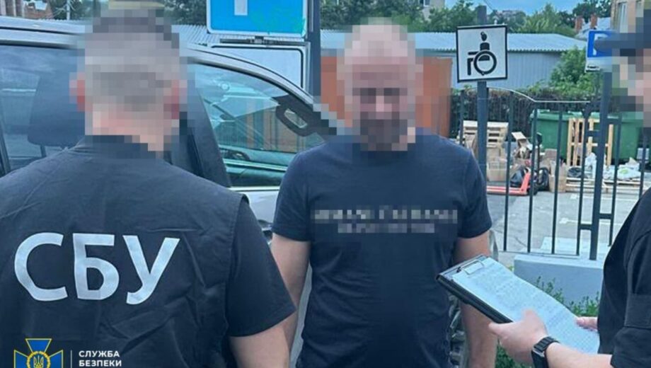 Таможенники установили »тарифы» за беспрепятственное оформление товаров и авто