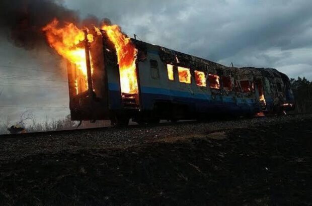 В Барселоне загорелся тоннель метро: десятки человек доставили в больницы
