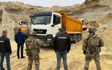 Під виглядом геологічного вивчення видобули понад 53 тисячі кубометрів піску