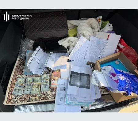 В Хмельницкой области будут судить мужчину, который за $10 тысяч обещал снять военнообязанных с розыска ТЦК