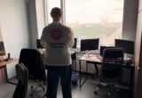 На 22-му поверсі Smart Plaza працює загадковий кол-центр: журналісти ”СтопКору” виявили жорстку конспірацію