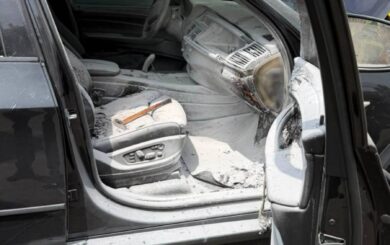 У Подільському районі Києва чоловік підпалив авто психолога громадської організації