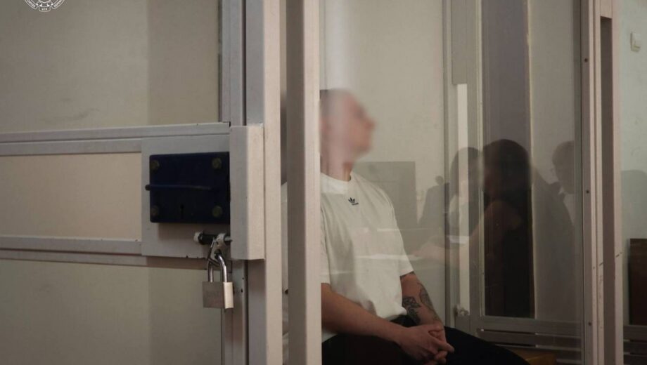 Потеря 6,6 млн грн помощи семье погибшего защитника: прокуратура требует более сурового наказания для мошенника