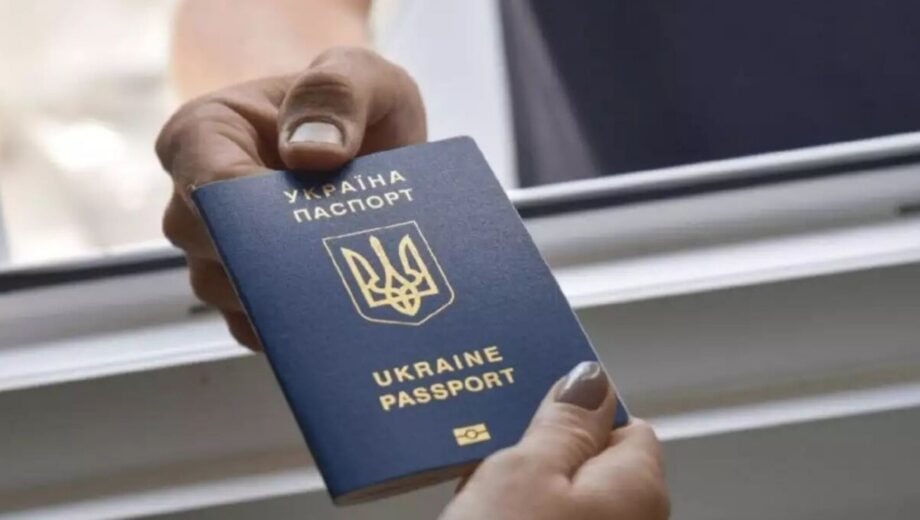 Украинцы будут пересекать границу по-новому: какие правила изменили пассажирам поездов