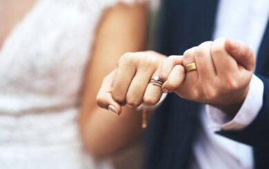Попри війну українці частіше одружуються: майже 40% шлюбів уклали онлайн