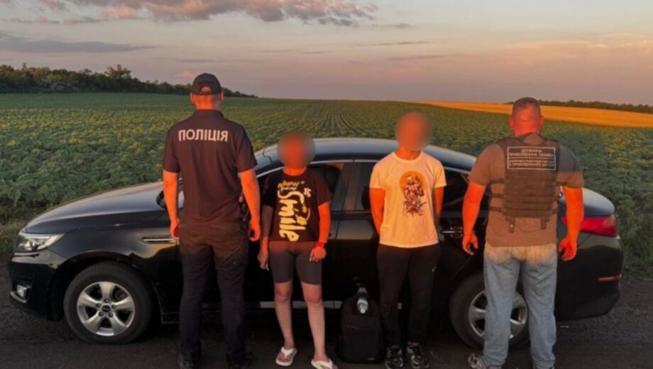 Завдаток 1500 доларів: на Одещині затримали переправників біля кордону