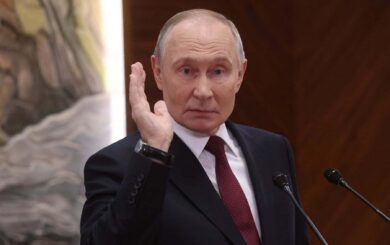Удары ВСУ по Крыму и дефицит горючего: поддержка путина упала до минимума за время войны